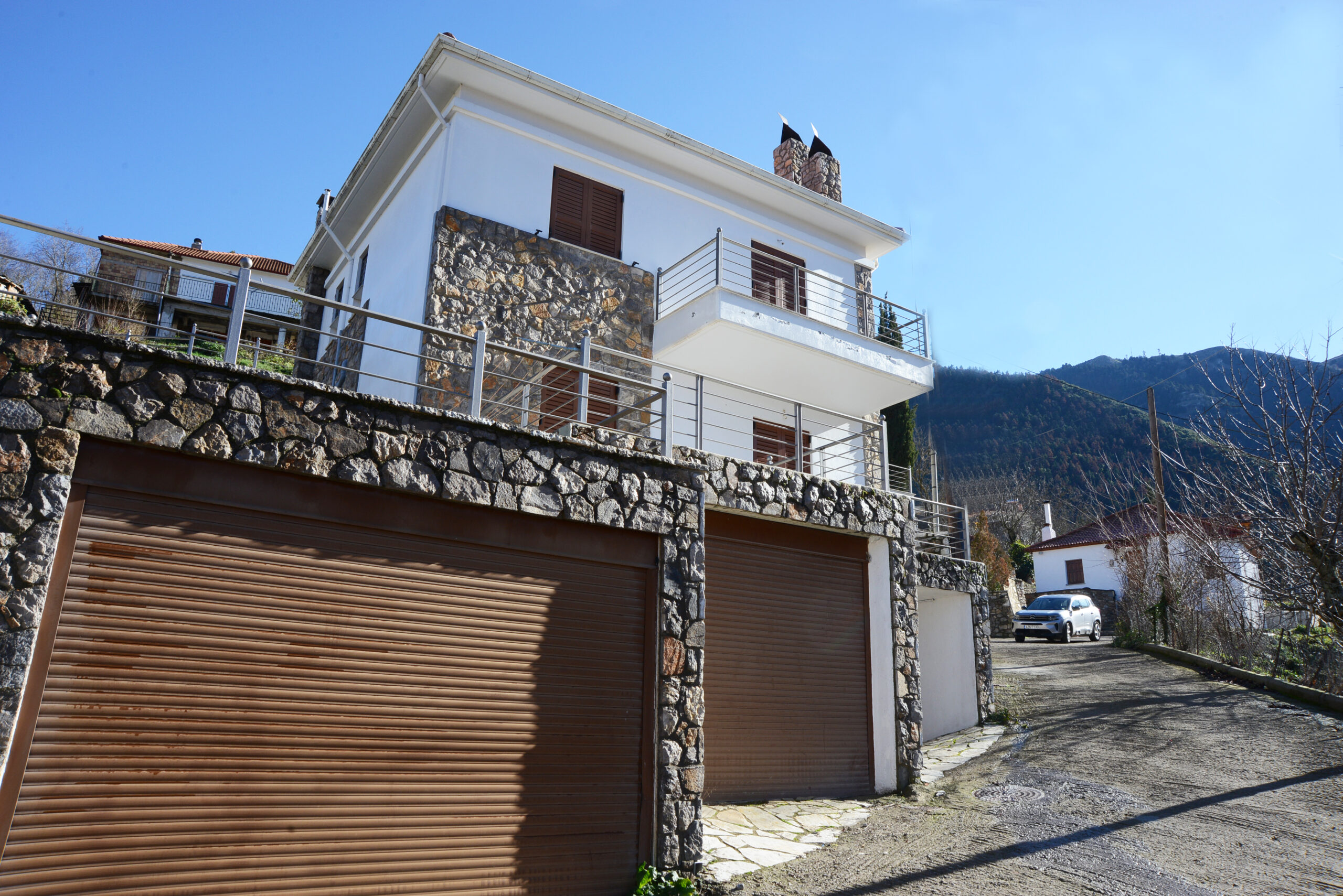 Κλειστή Θέση στάθμευσης