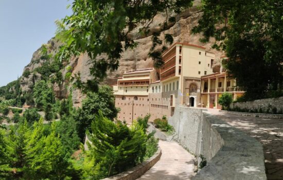 Μεγα Σπηλαιο_1